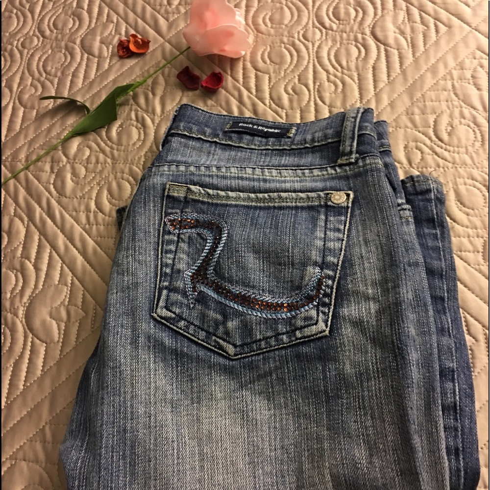 👖Rock and Republic bell bottom jeans 👖